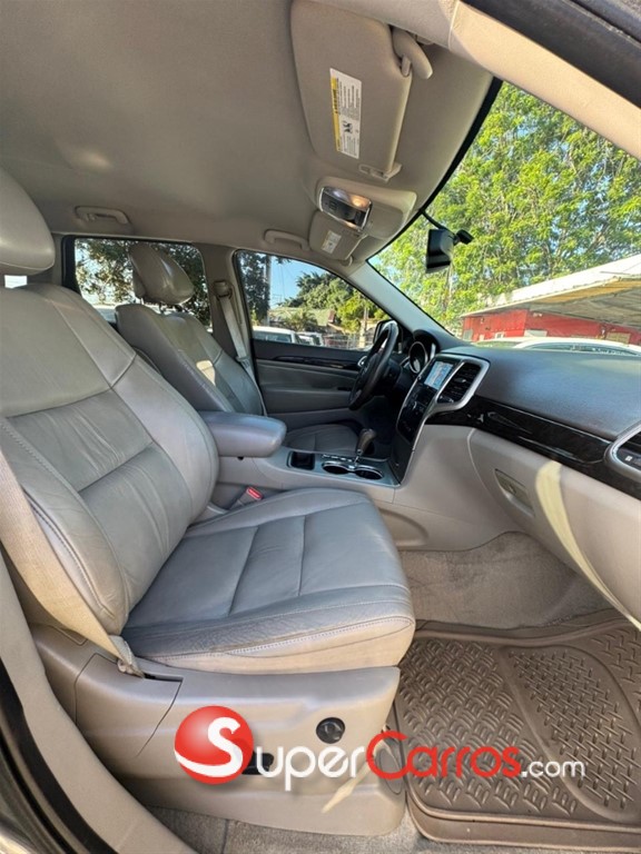 2011 Jeep Grand Cherokee Laredo — foto 9 / 11