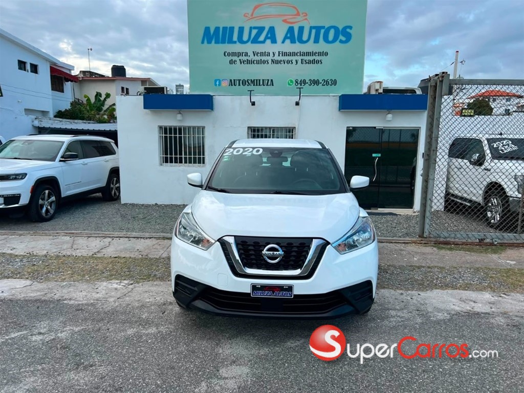 2020 Nissan Kicks SV