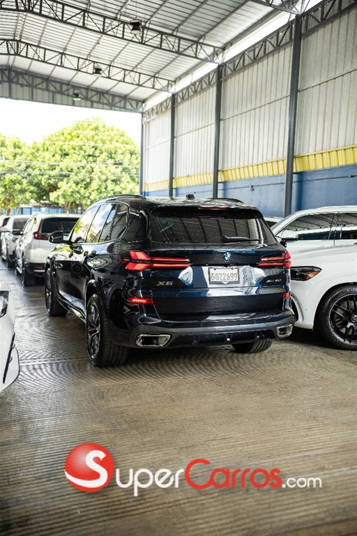 2026 BMW X 5 XDRIVE 40i M PACKAGE — foto 4 / 12