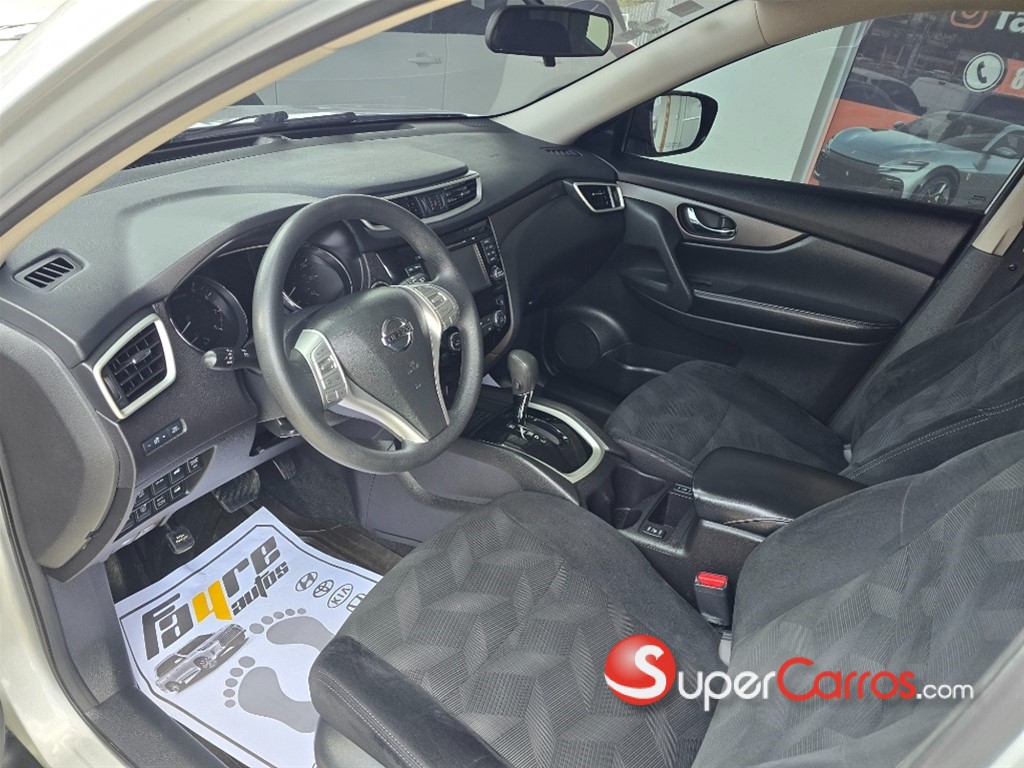 2016 Nissan Rogue SV — foto 5 / 12