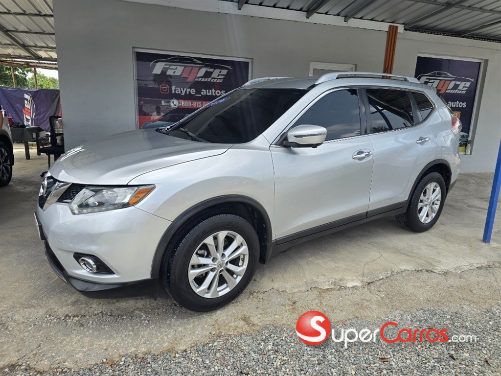 2016 Nissan Rogue SV — foto 8 / 12