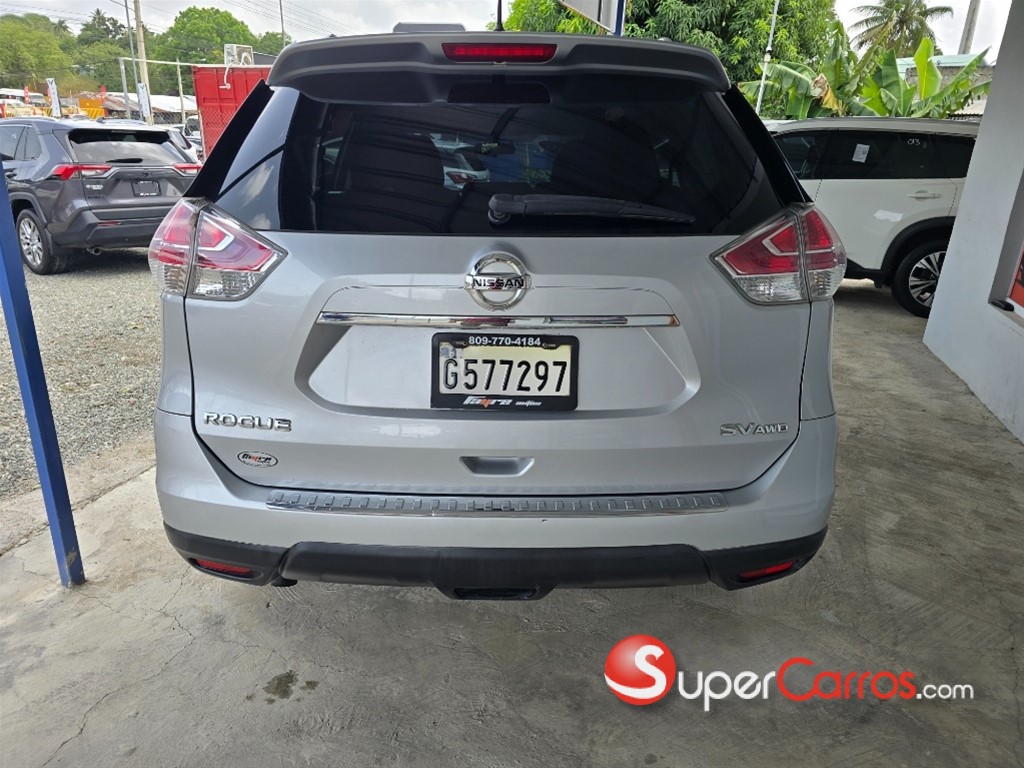 2016 Nissan Rogue SV — foto 10 / 12