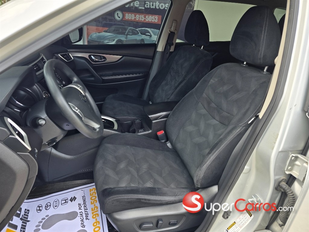 2016 Nissan Rogue SV — foto 12 / 12