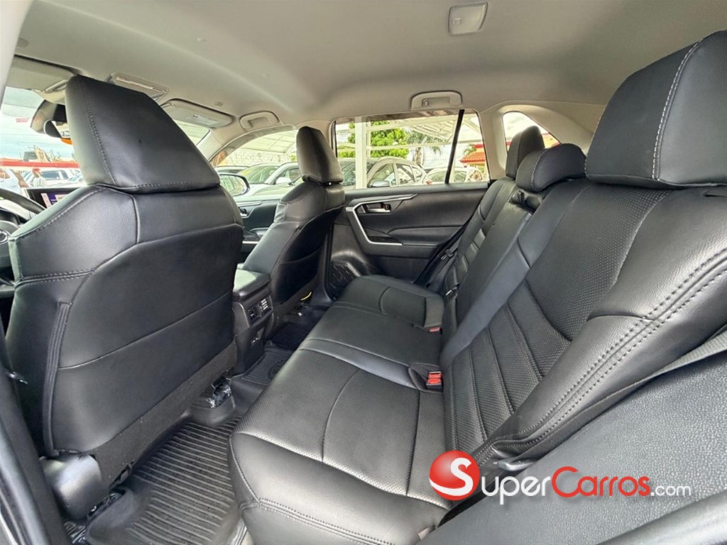 2023 Toyota RAV4 XLE — foto 9 / 11