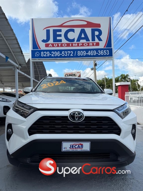 2024 Toyota RAV4 XLE — foto 3 / 11