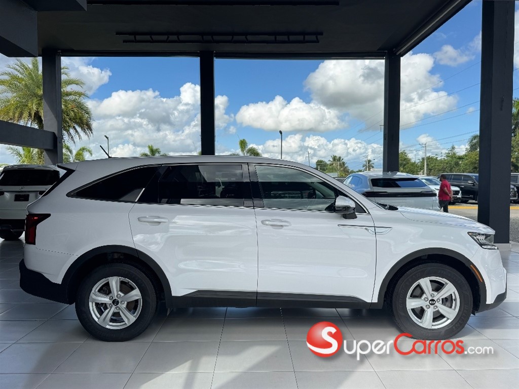 2021 Kia Sorento LX — foto 3 / 10