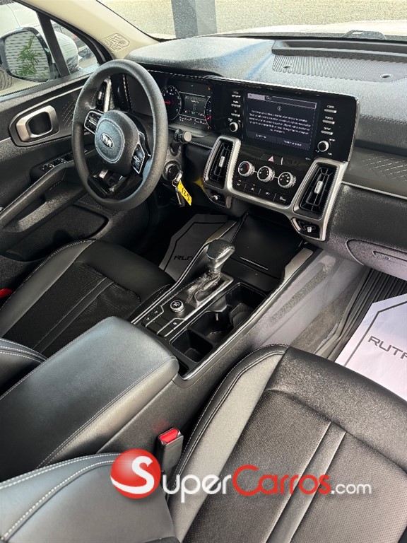2021 Kia Sorento LX — foto 5 / 10