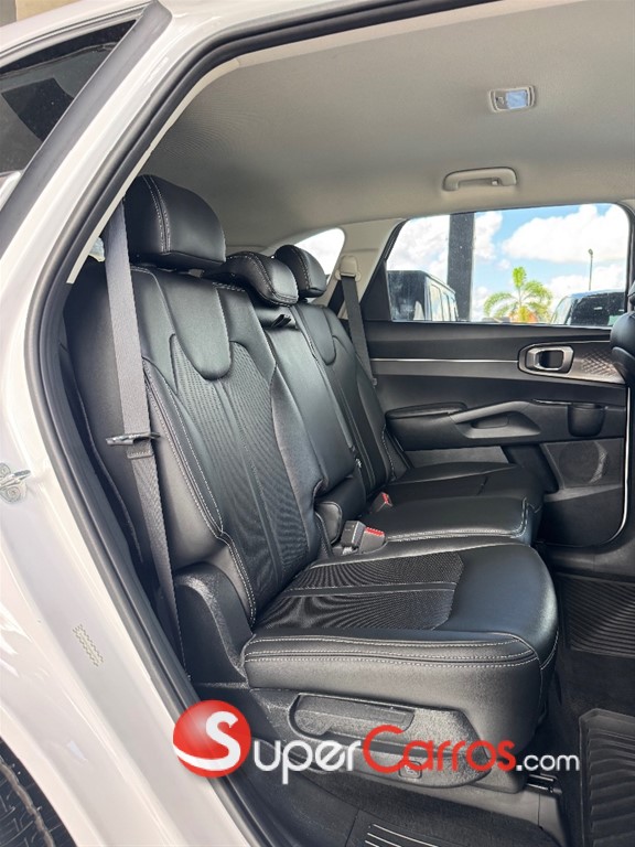 2021 Kia Sorento LX — foto 6 / 10