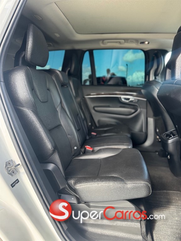 2018 Volvo XC90 Momentum T6 — foto 7 / 11