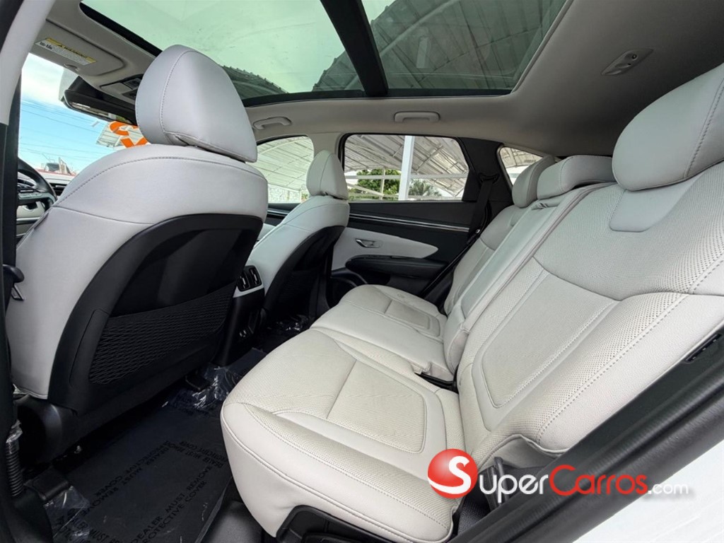 2023 Hyundai Tucson LIMITED — foto 9 / 12
