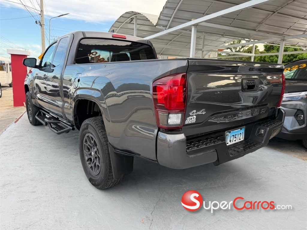 2019 Toyota Tacoma SR — foto 6 / 9