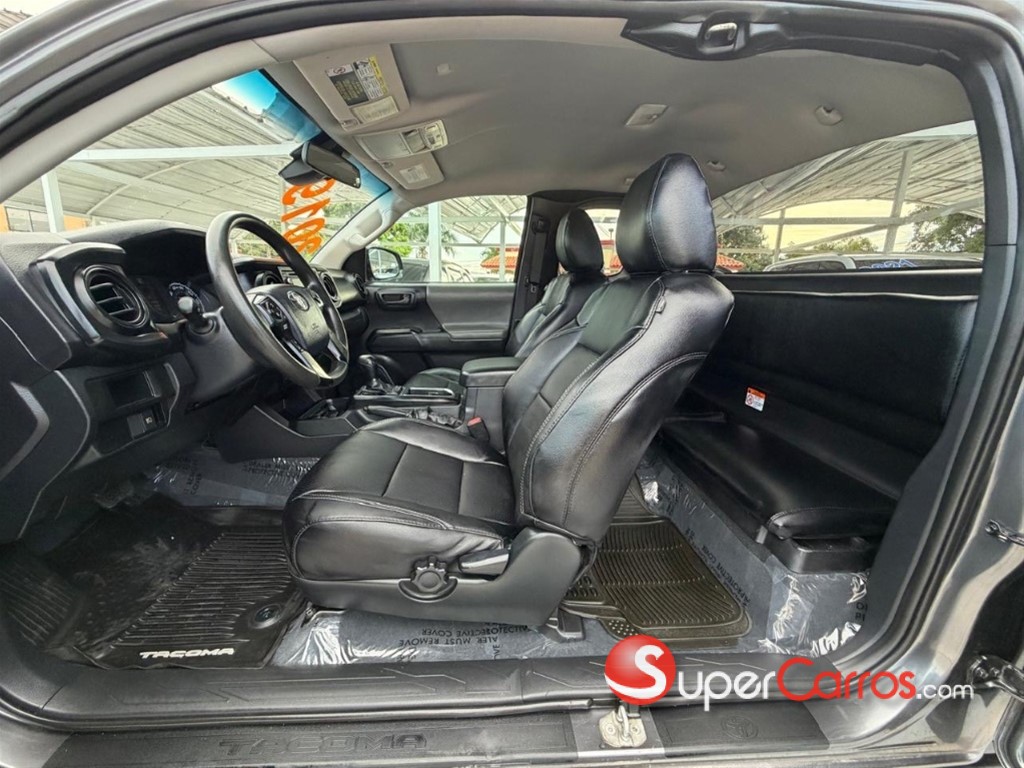 2019 Toyota Tacoma SR — foto 7 / 9