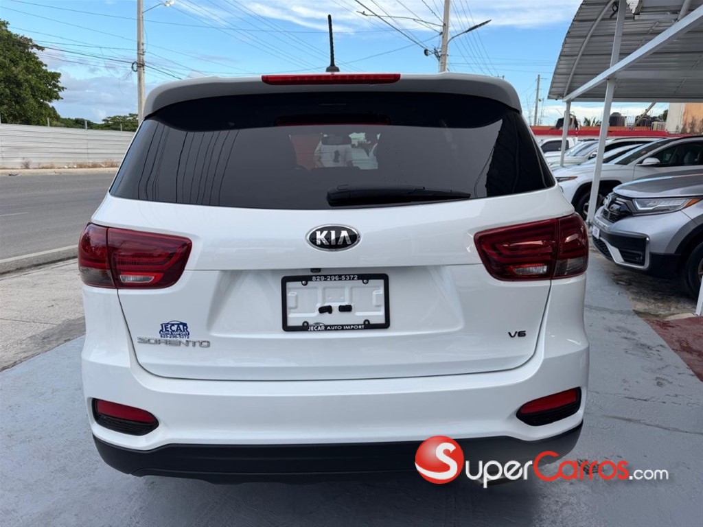 2021 Kia Sorento — foto 6 / 12