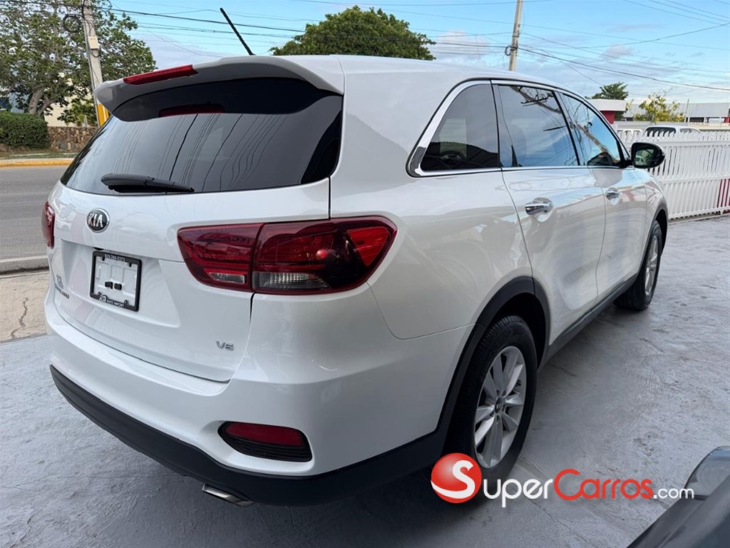 2021 Kia Sorento — foto 7 / 12