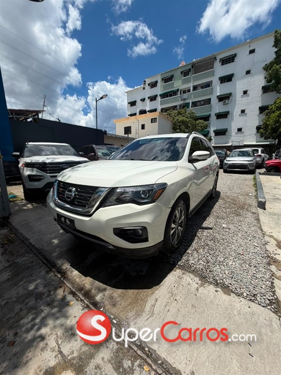 2017 Nissan Pathfinder