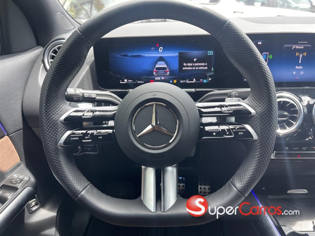 2025 Mercedes-Benz Clase GLA 200 — foto 7 / 10