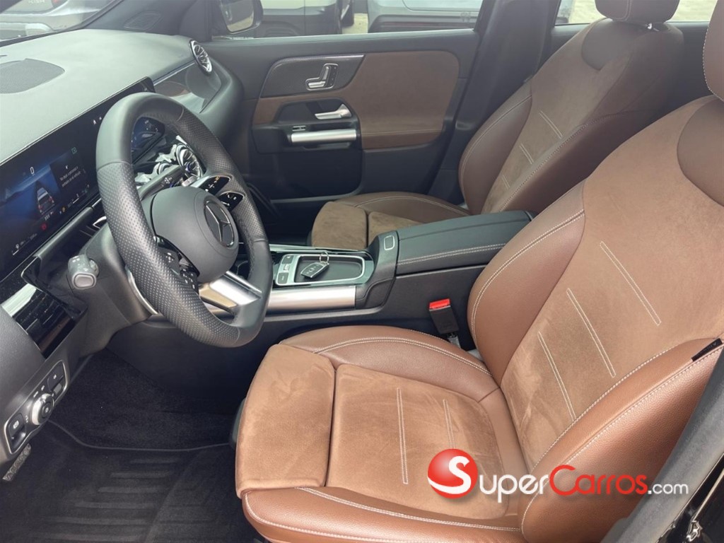 2025 Mercedes-Benz Clase GLA 200 — foto 8 / 10