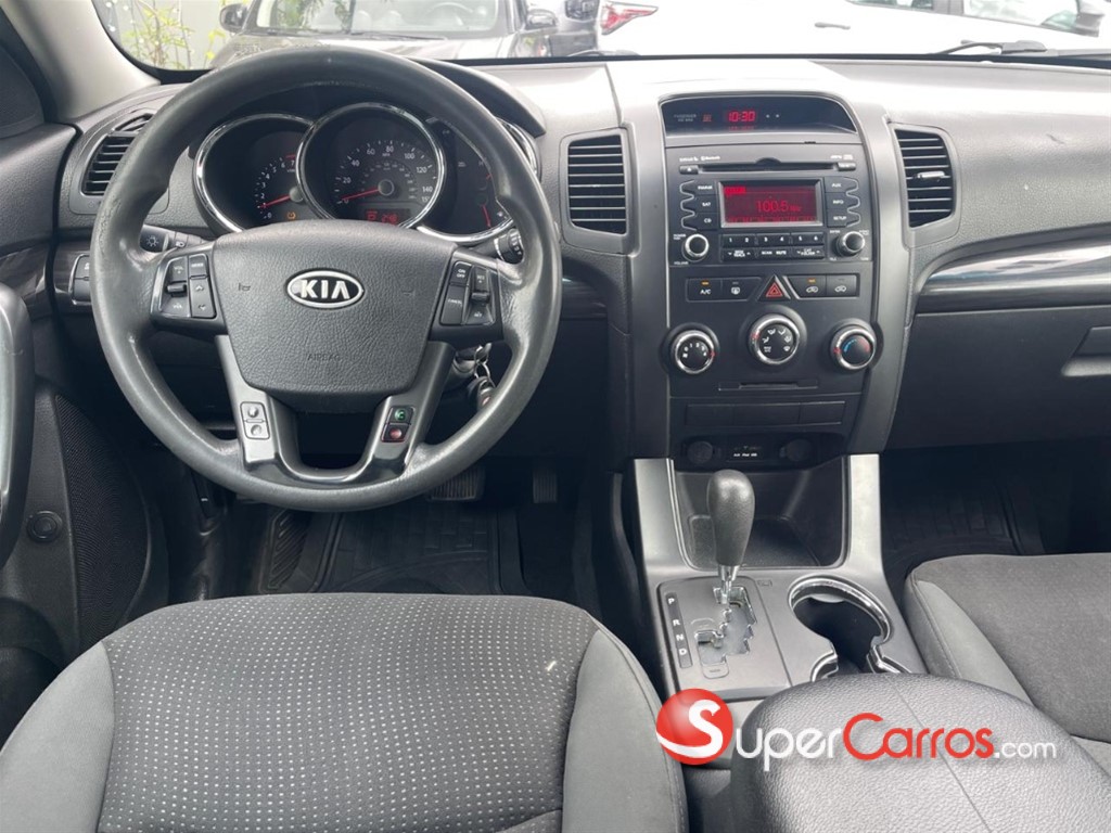 2012 Kia Sorento — foto 7 / 12