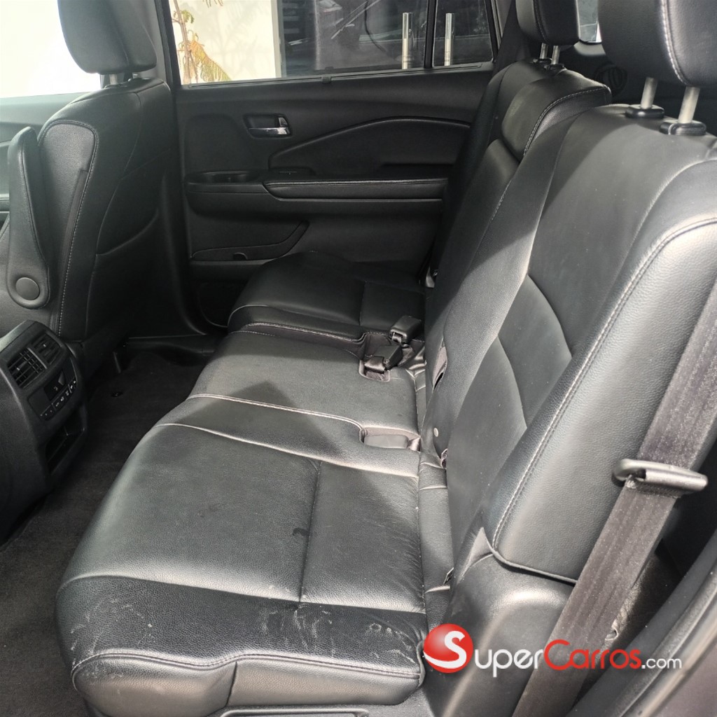 2016 Honda Pilot EXL — foto 11 / 12