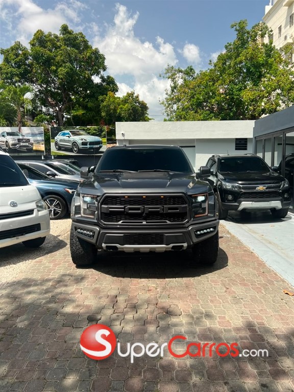2020 Ford F 150 Raptor — foto 8 / 9