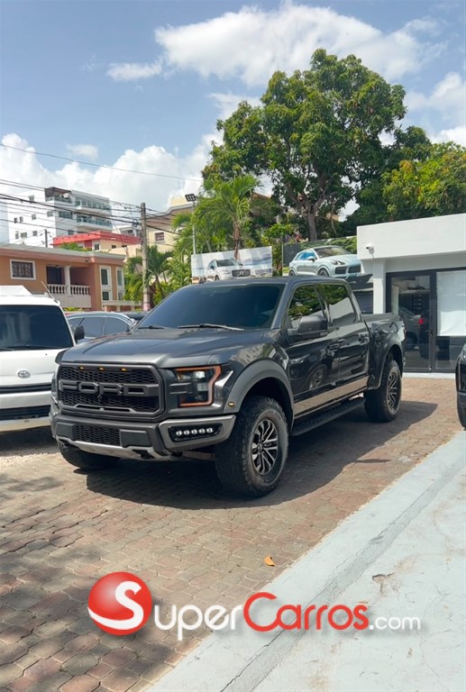 2020 Ford F 150 Raptor — foto 9 / 9