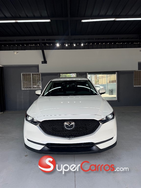 2021 Mazda CX-5 Touring — foto 2 / 11
