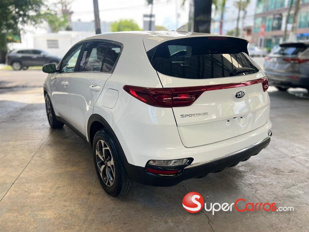 2020 Kia Sportage LX — foto 3 / 10
