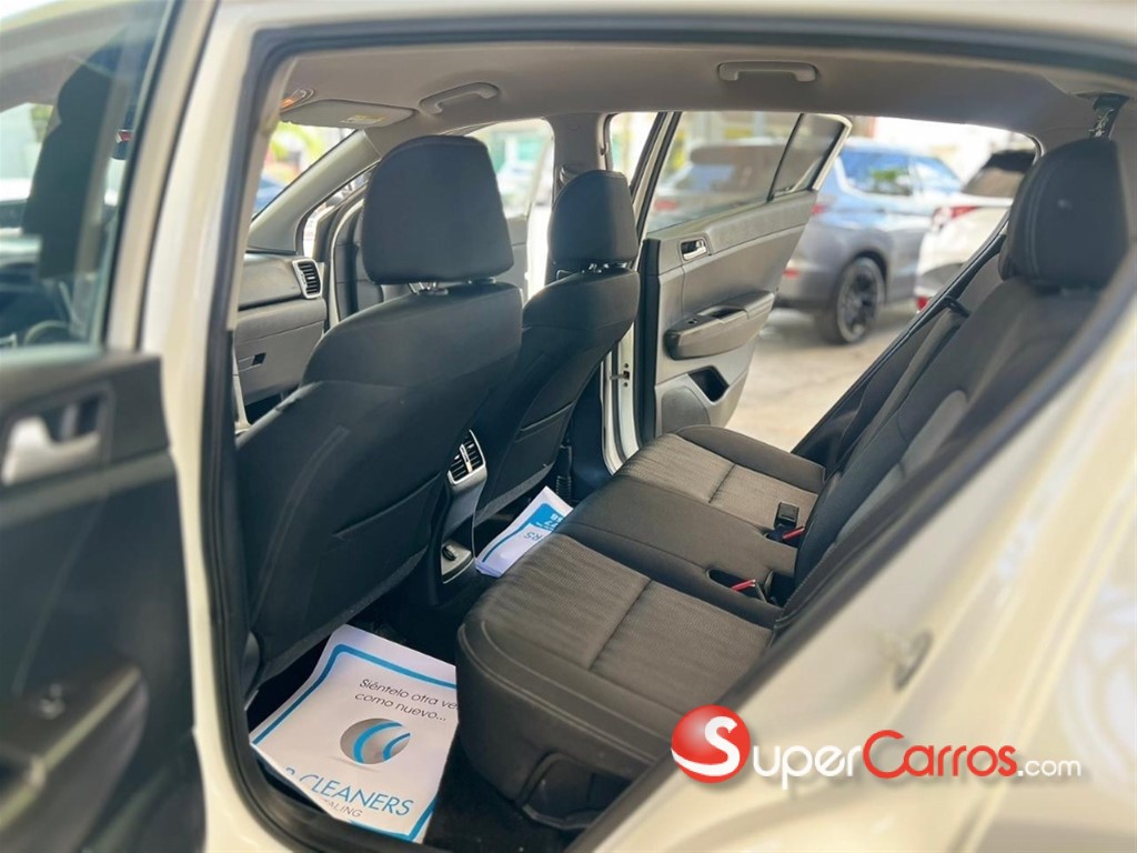 2020 Kia Sportage LX — foto 5 / 10