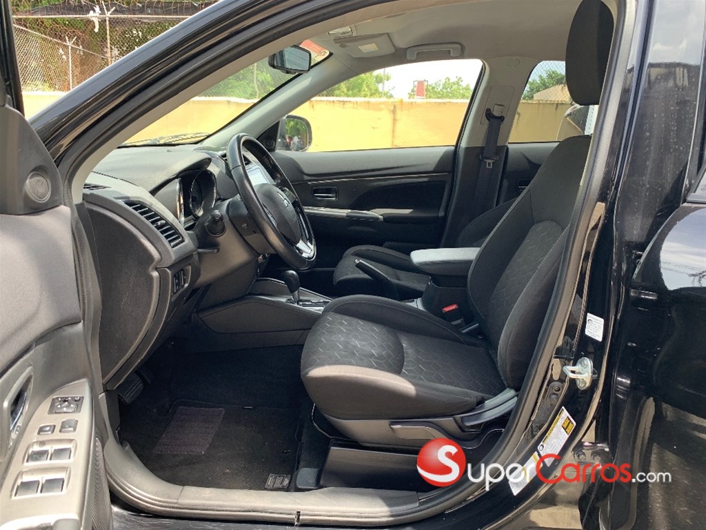 2021 Mitsubishi Motors Outlander Sport — foto 6 / 10