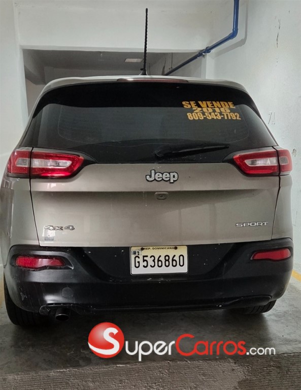 2016 Jeep Cherokee Latitude Sport — foto 2 / 3