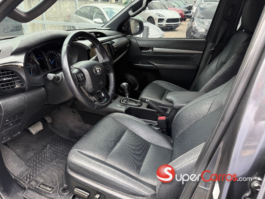 2023 Toyota Hilux CONQUEST — foto 9 / 12