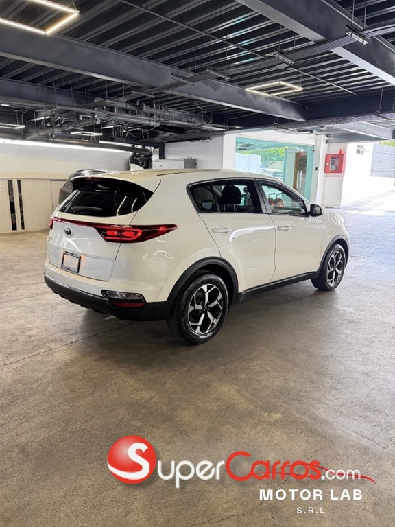 2022 Kia Sportage LX — foto 3 / 10