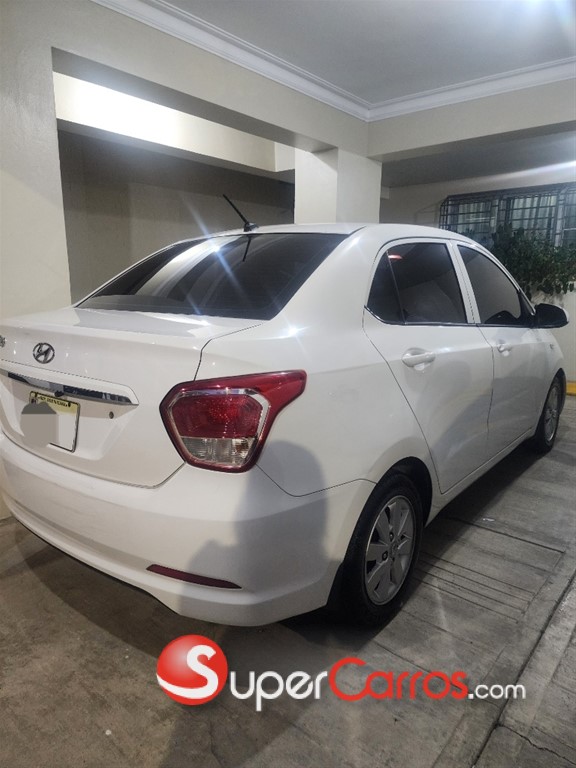 2017 Hyundai Grand I 10 Sedan — foto 7 / 10