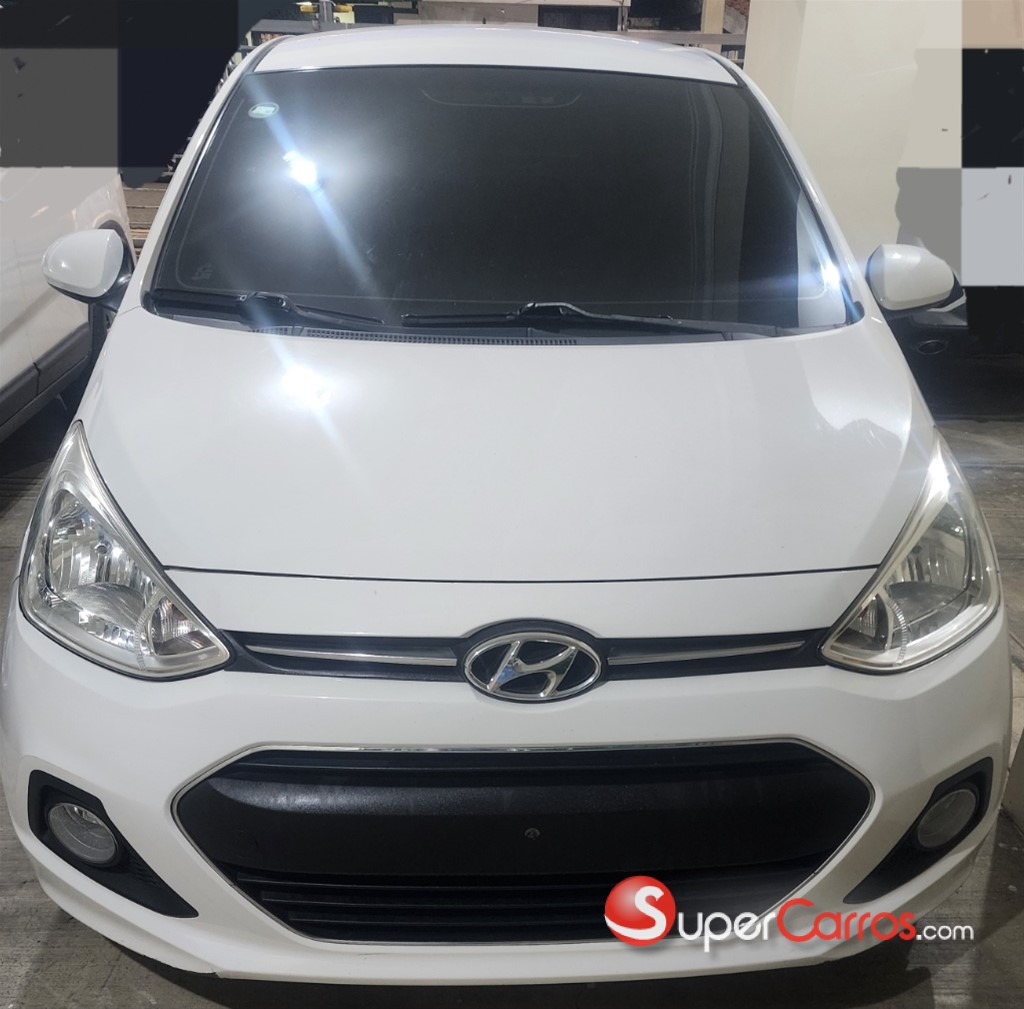 2017 Hyundai Grand I 10 Sedan — foto 8 / 10
