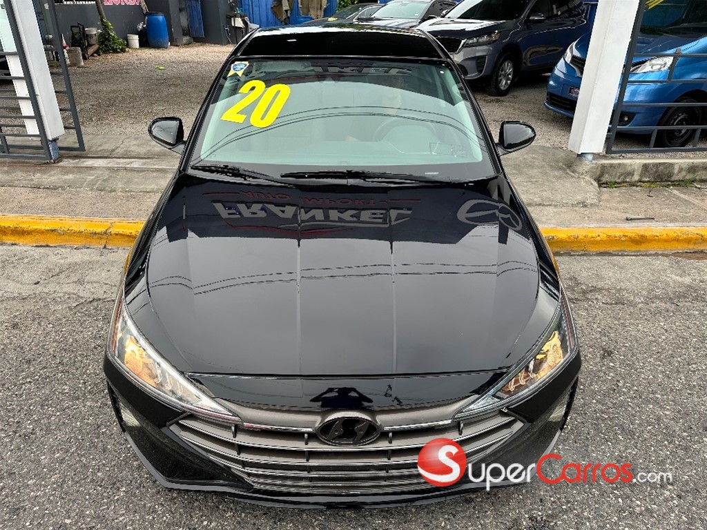2020 Hyundai Elantra SE — foto 2 / 10