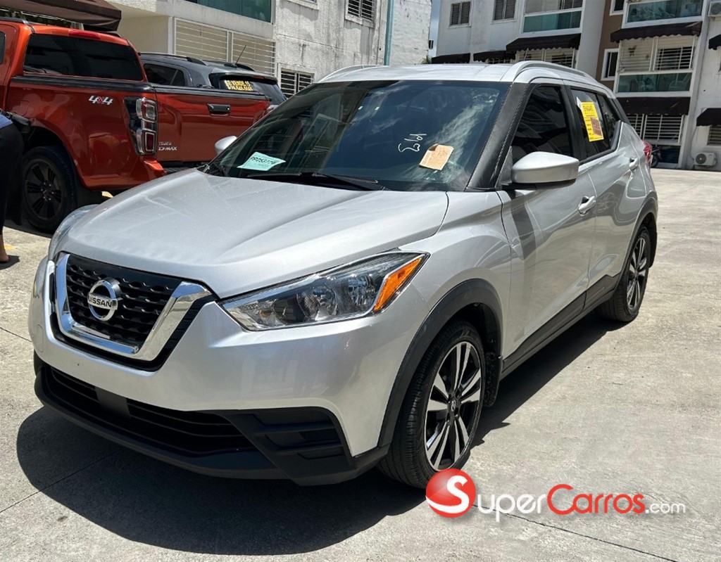 2020 Nissan Kicks SV