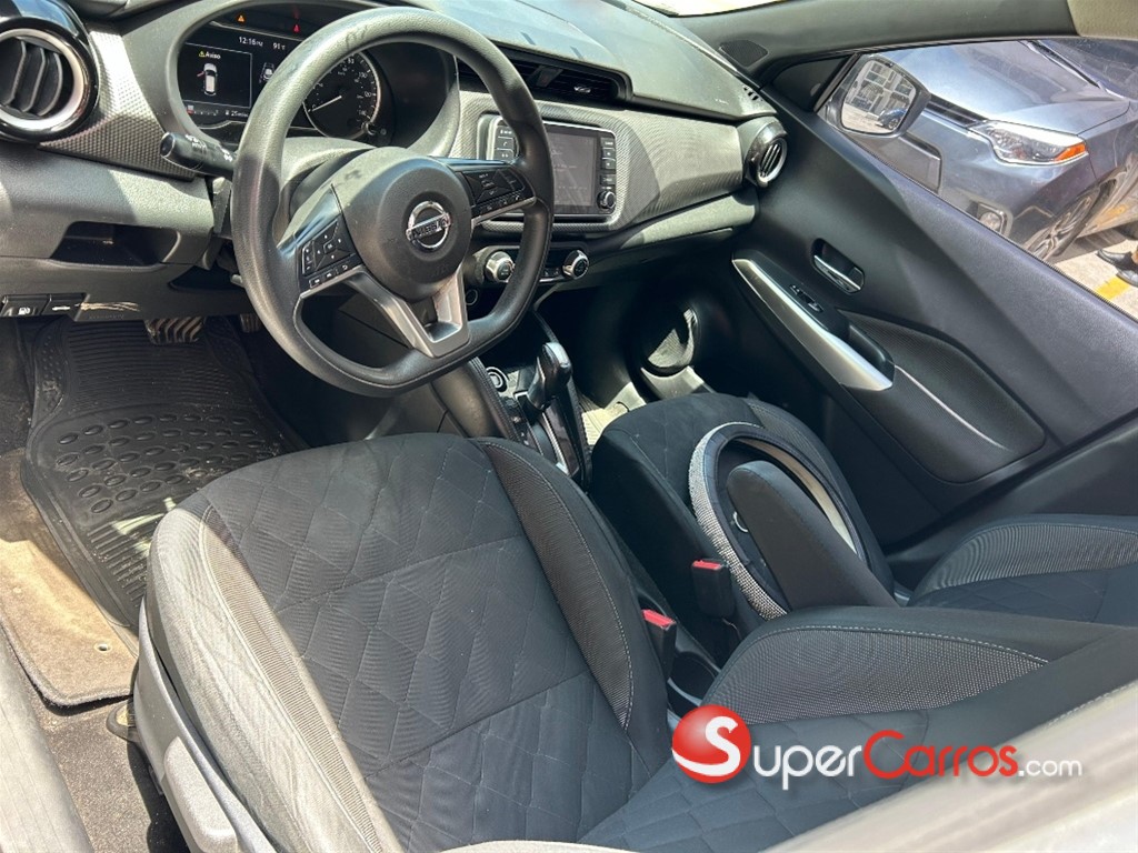 2020 Nissan Kicks SV — foto 6 / 7