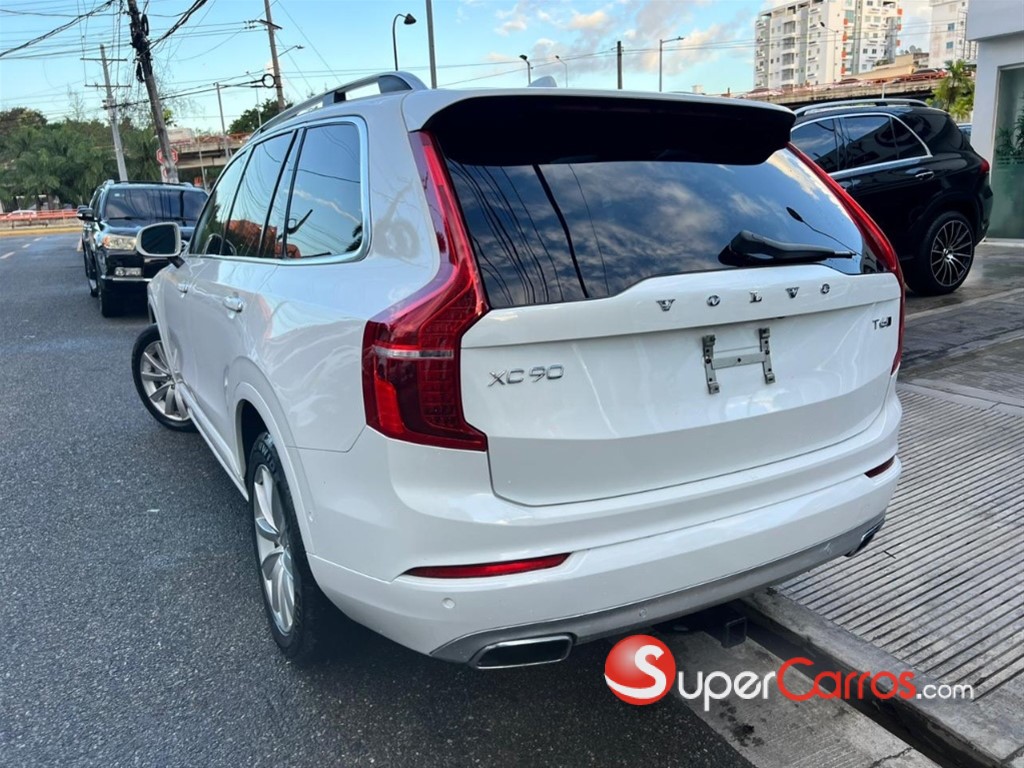 2018 Volvo XC90 T6 — foto 7 / 12