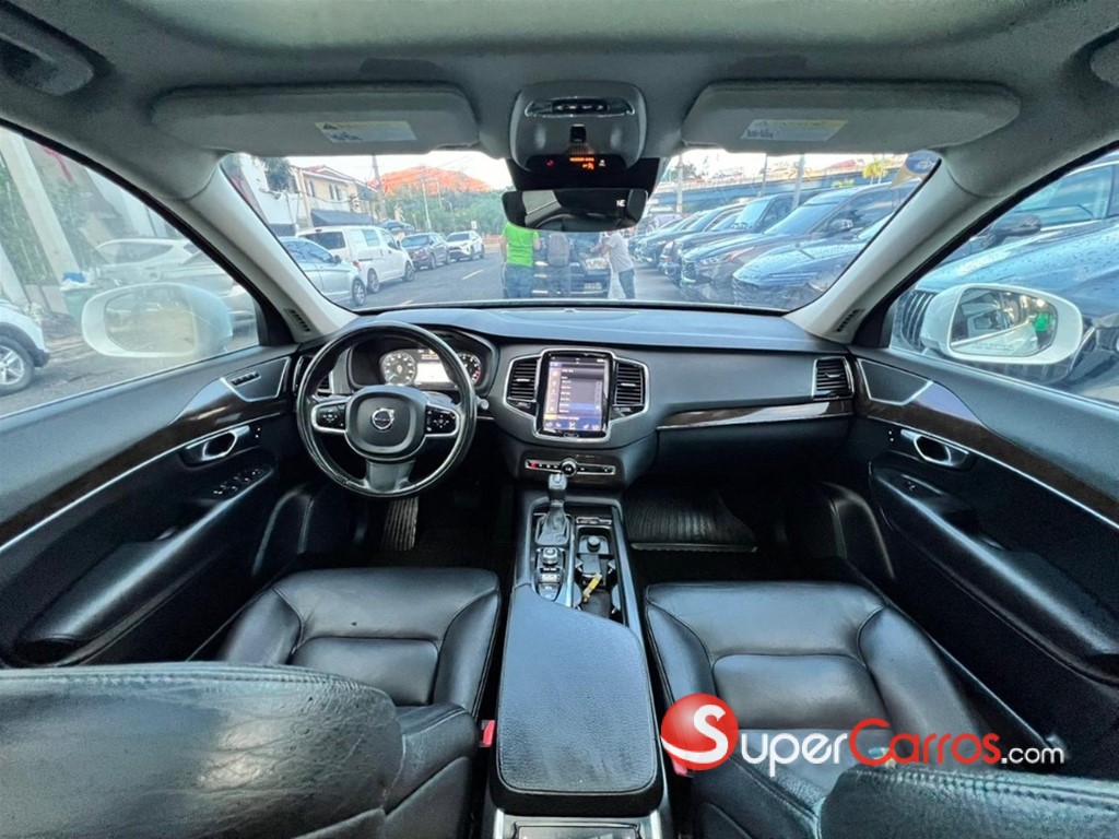 2018 Volvo XC90 T6 — foto 8 / 12