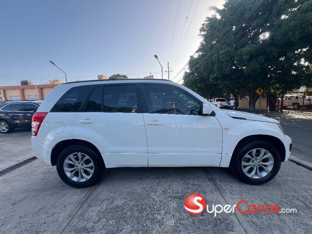 2016 Suzuki Grand Vitara — foto 4 / 12