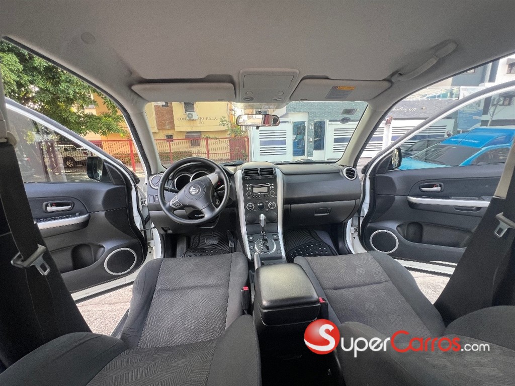 2016 Suzuki Grand Vitara — foto 10 / 12
