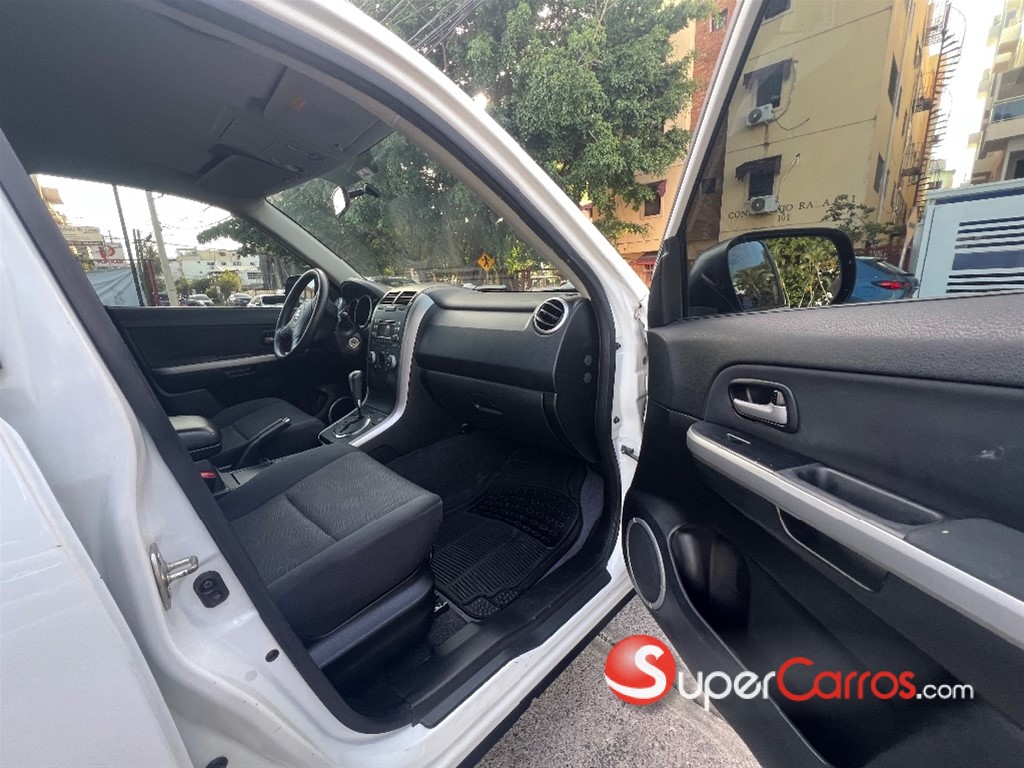 2016 Suzuki Grand Vitara — foto 11 / 12