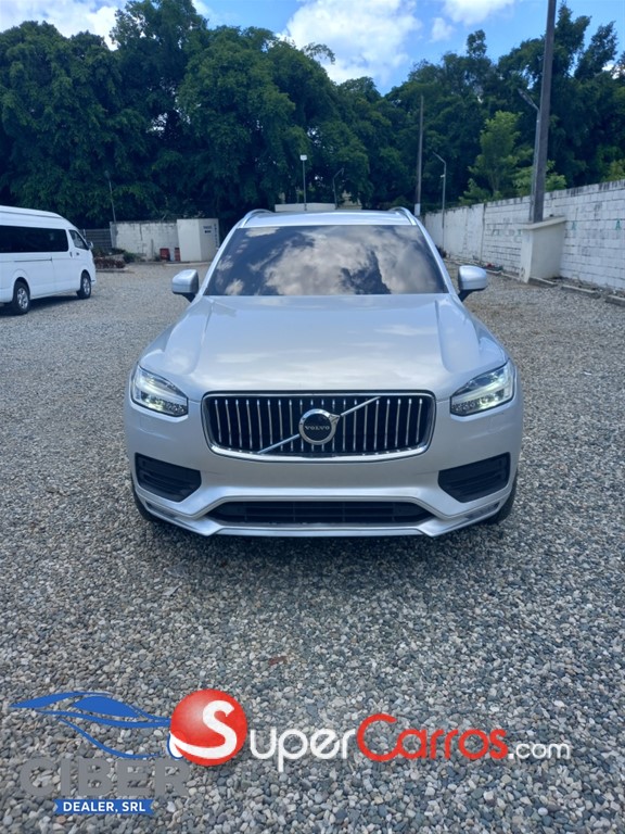 2020 Volvo XC90 Momentum T5 — foto 5 / 12
