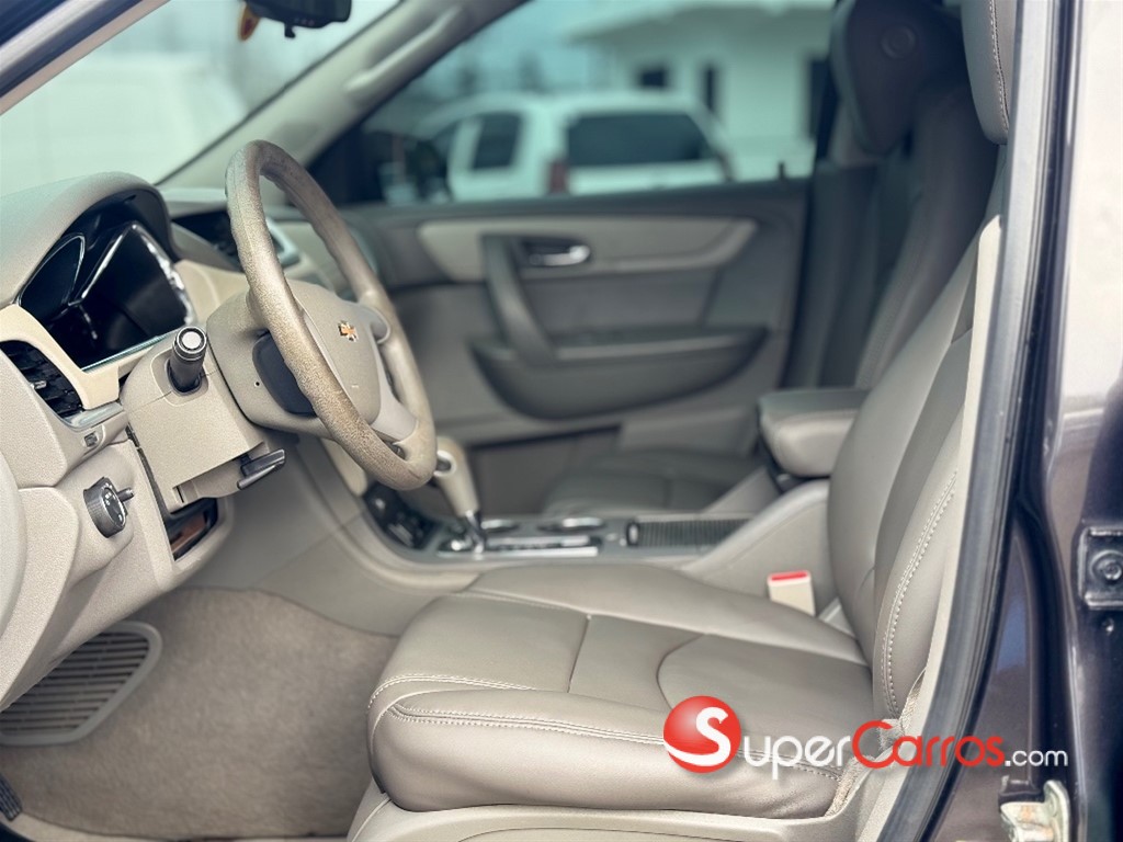 2015 Chevrolet Traverse LS — foto 8 / 12