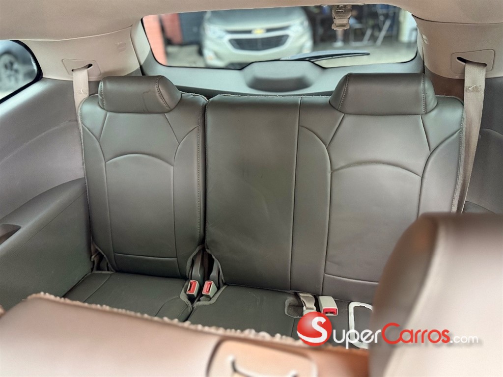 2015 Chevrolet Traverse LS — foto 10 / 12