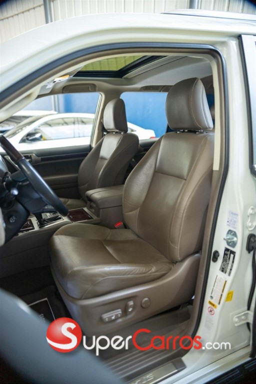 2019 Lexus GX 460 Premium — foto 7 / 12