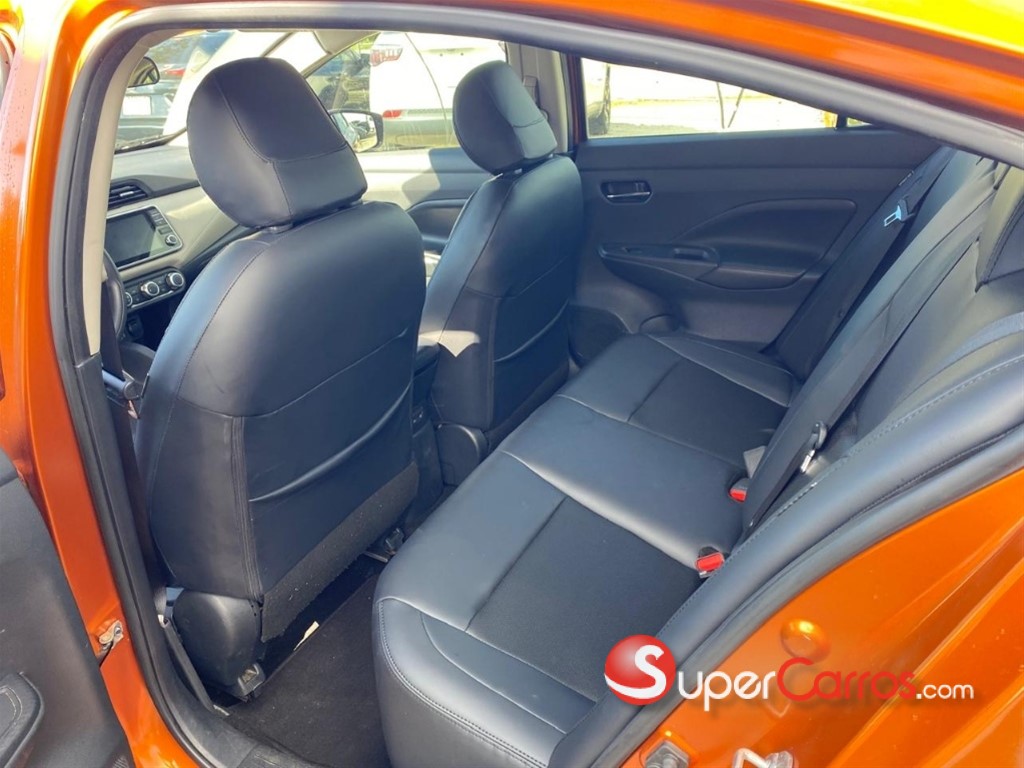 2020 Nissan Versa — foto 3 / 12