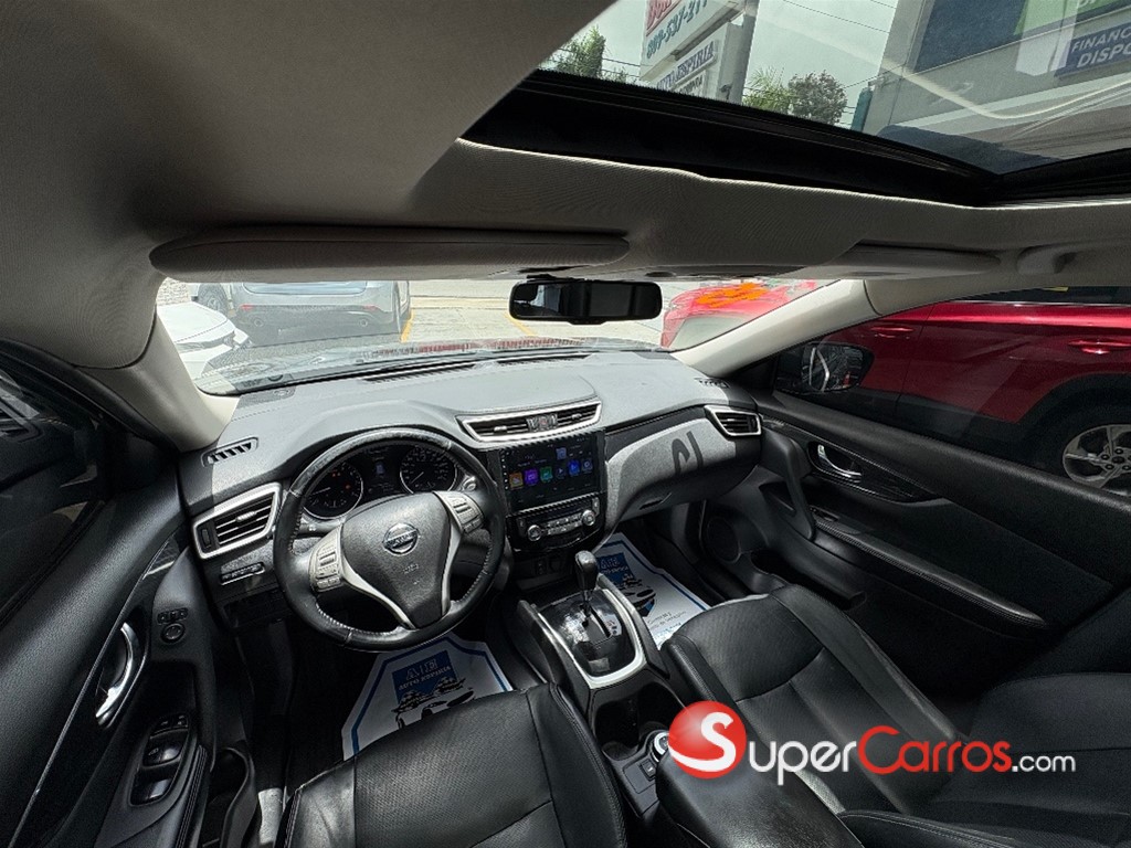 2015 Nissan X-Trail Advance — foto 10 / 12
