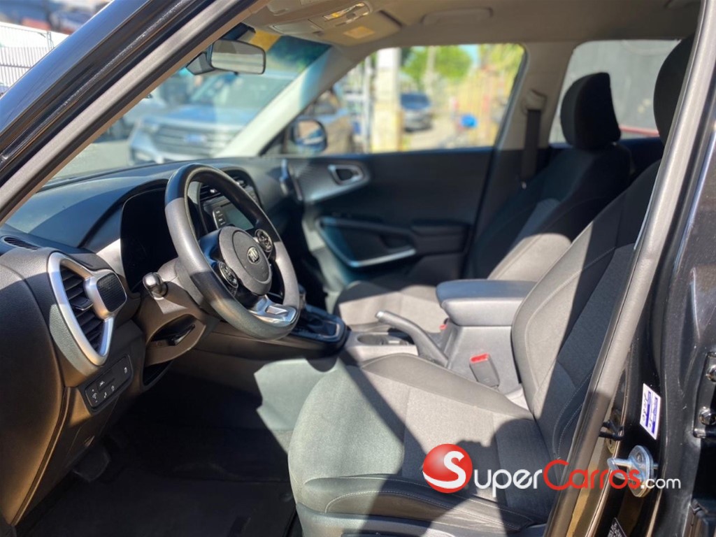 2020 Kia Soul S — foto 8 / 12