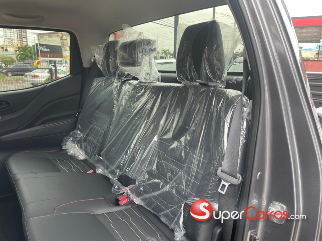 2027 Nissan Frontier Pro-4X — foto 12 / 12